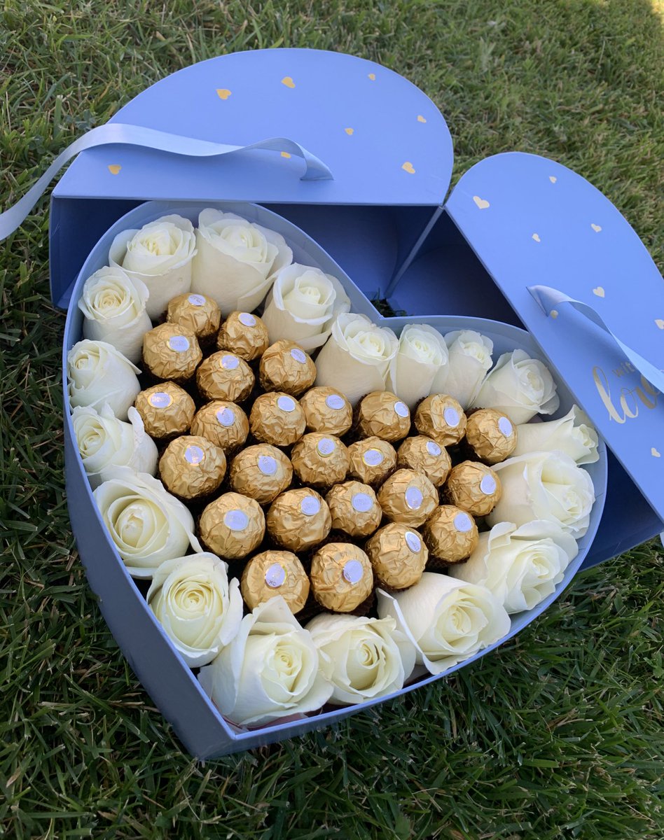 paloma_fig's tweet photo. some of today’s orders 💞             ig: @ayalassweetstems https://t.co/d0cJeeHYBG