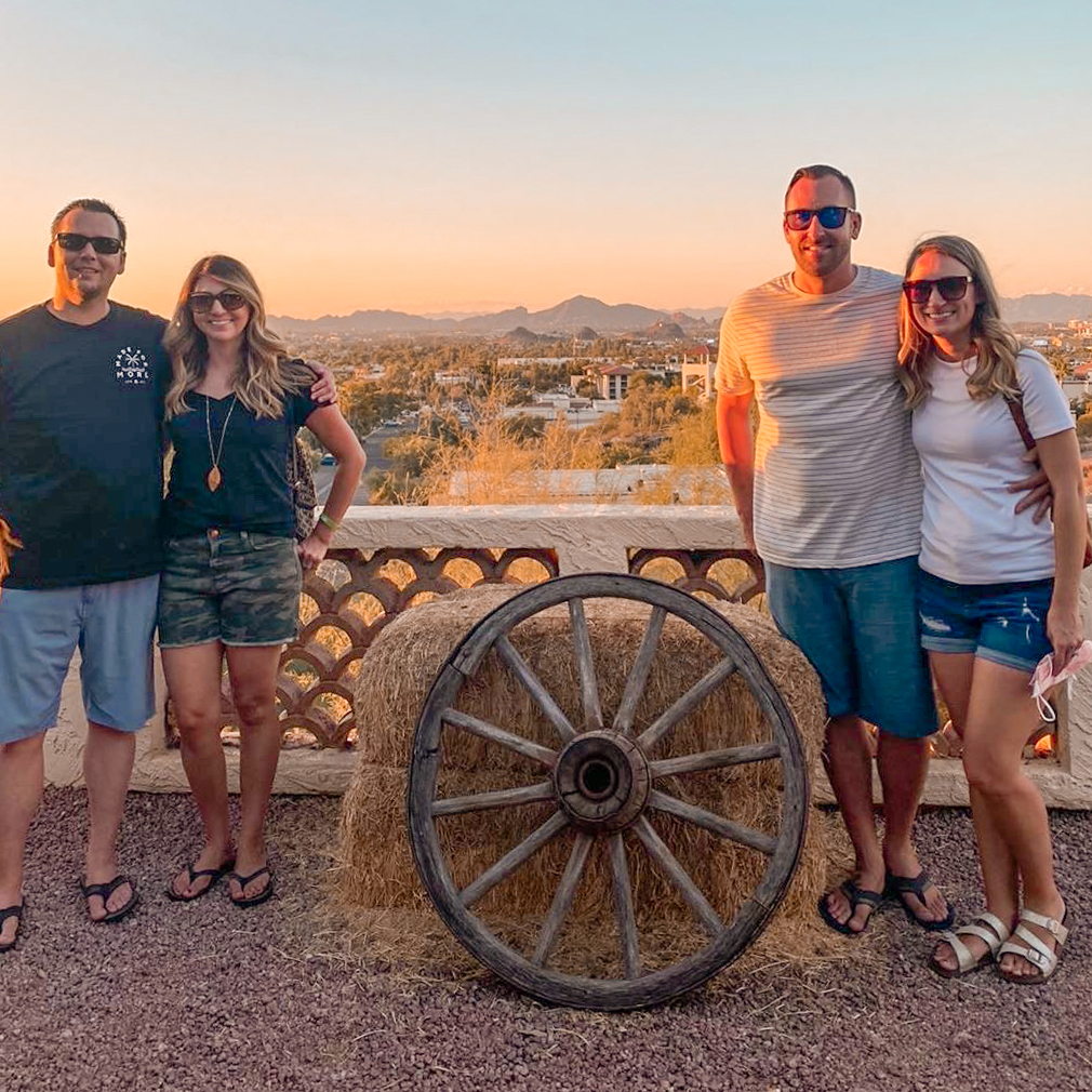 RustlersRooste's tweet photo. Thereโs something at Rustlerโs Rooste for everyone ๐ค Good times, Great food, & Amazing views!
Thank you Nathan Mayers for sharing your photos with us! ๐ธโจ #RustlersRooste #RR #Arizona #Phoenix #BestViewintheValley https://t.co/IjkAqd20md