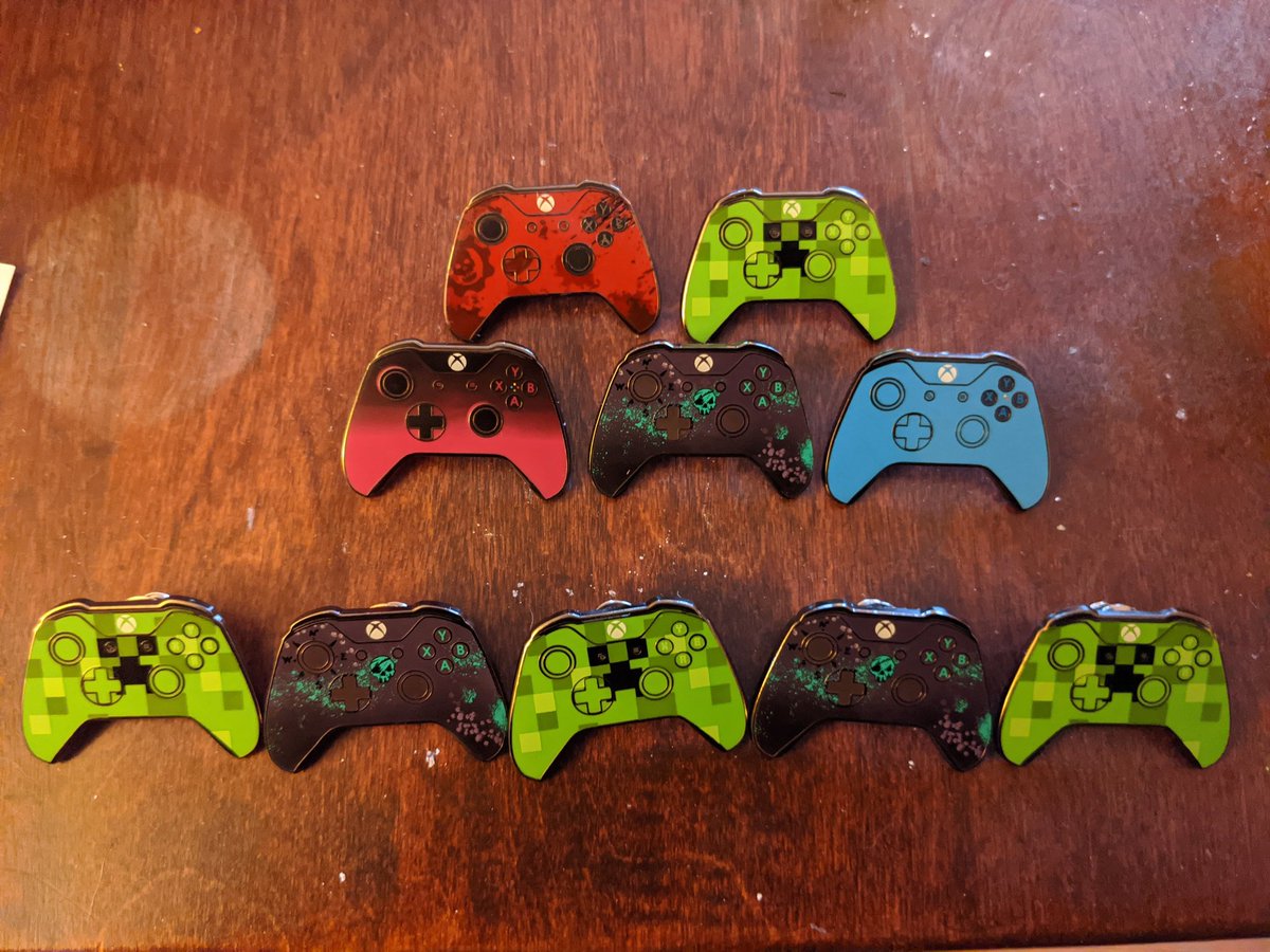 DanielHeithorn's tweet photo. 5 von 10 #XboxControllerPins
#XboxOfficialGear
#XboxPins
#Pinfluencer https://t.co/gEHhyvi5Ch