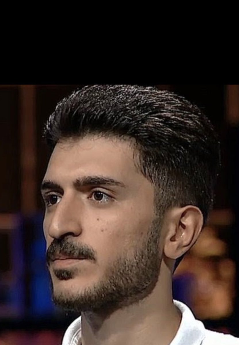 asrigo11's tweet photo. Bu iki kişi aynı kişi olabilirmi ? #erdemyener #masterchefarem #masterchef https://t.co/sOZ9T53BXA