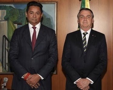 Bolsonaro também teve uma reunião com JR Pereira.(aqui os dois juntos)