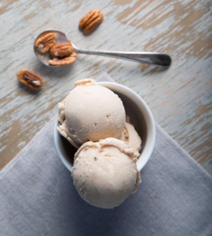 EddyWarman's tweet photo. Si tienen antojo de un postre deberían probar los #helados y las #paletas de la empresa @coldbeatmx, es una empresa #mexicana creadora de helados #artesanales y #naturales. Sus sabores de frutas, quesos, vegetales, vinos, siempre son una atracción que deberían de probar. https://t.co/2I8s6cNNQU
