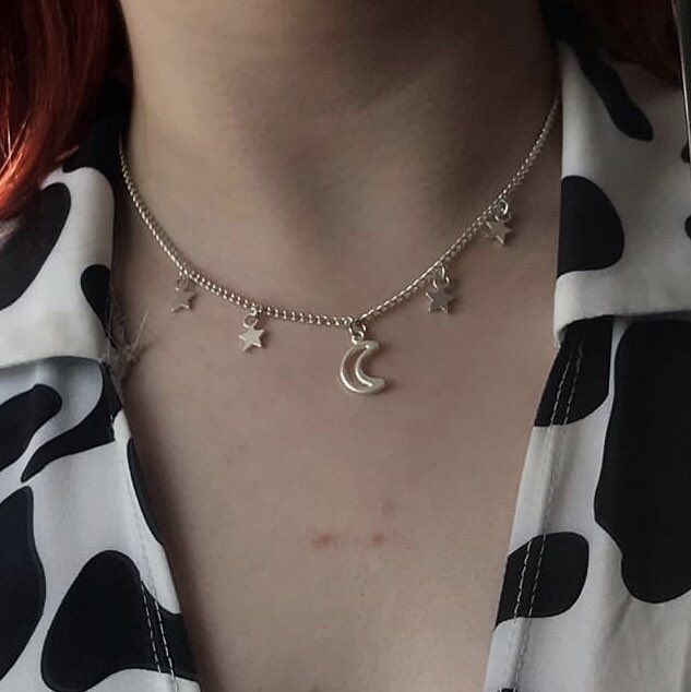 eIIamurphy's tweet photo. hello everyone it costs ABSOLUTELY NOTHING for you to retweet my small business and possibly share it onto my next customer, any rts are beyond appreciated. i sell earrings and necklaces ranging in price £2-£6 - and there’s something for everyone❤️ thank you https://t.co/BIx4f2S5py