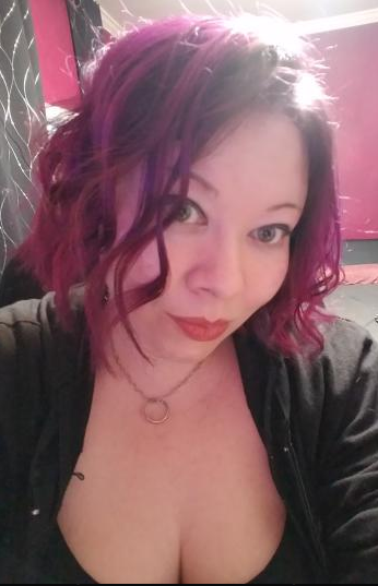 MissCheevus's tweet photo. Now purple head best head!  Still need to style it but I'm in love with this color.  🥰 https://t.co/1dmduzzAYZ