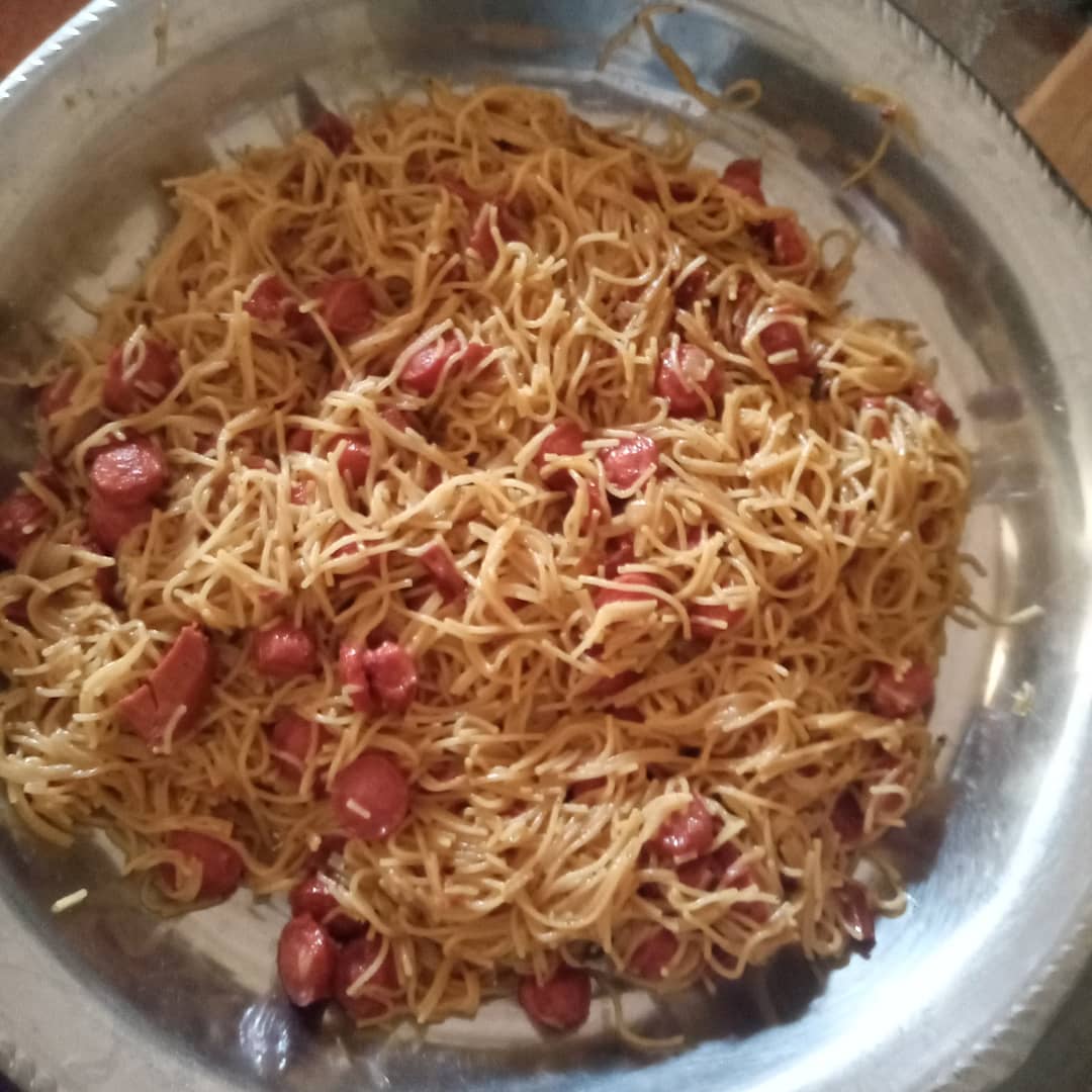 babusarr's tweet image. What we have is what we eat we need help from any one🙏🙏🙏🙏😭