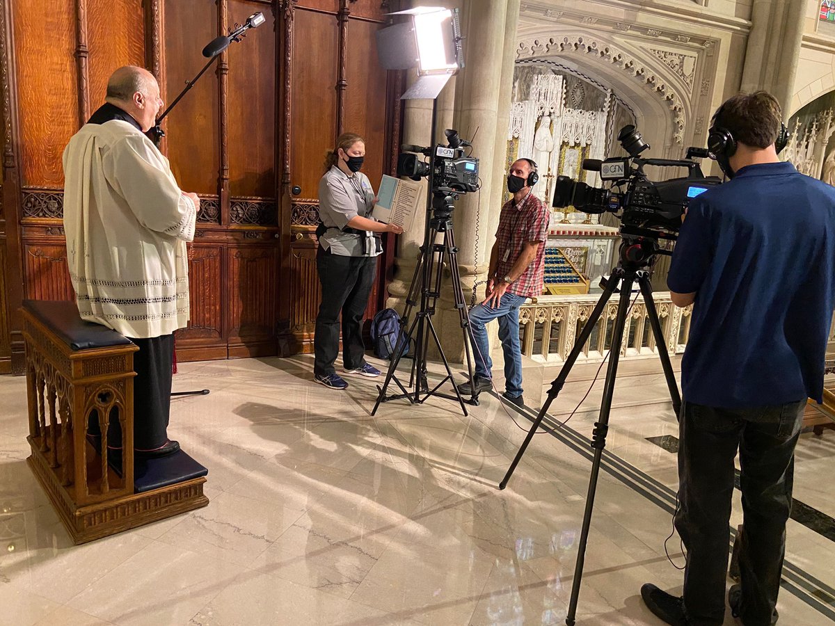 CatholicFaithTV's tweet photo. Filming the Rosary with Msgr. Joseph LaMorte, Vicar General of the Archdiocese of New York inside the beautiful St. Patrick’s Cathedral. https://t.co/Za5858L9tw