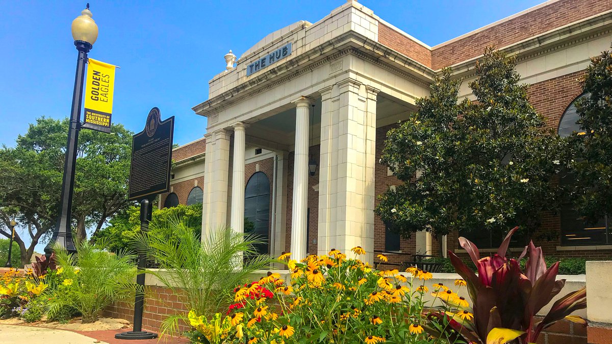 SouthernMiss's tweet photo. For students looking at college options, we are offering individual online admission sessions and in-person tours on our Hattiesburg and Gulf Park campuses.

Schedule an online session or tour: https://t.co/lvnZQU1JzP https://t.co/haEYrkO0QQ