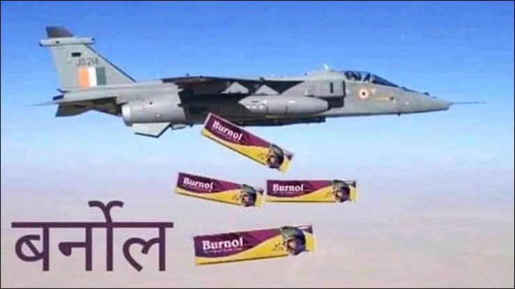 iambandiya's tweet image. Dear @AirAsiaIndian
Here is a gift for u. Kindly divide equally no cheating.
Thanks
@flyingbeast320
@captriturathee

#BurnolForAirasia 
#AirasiaisUnsafe