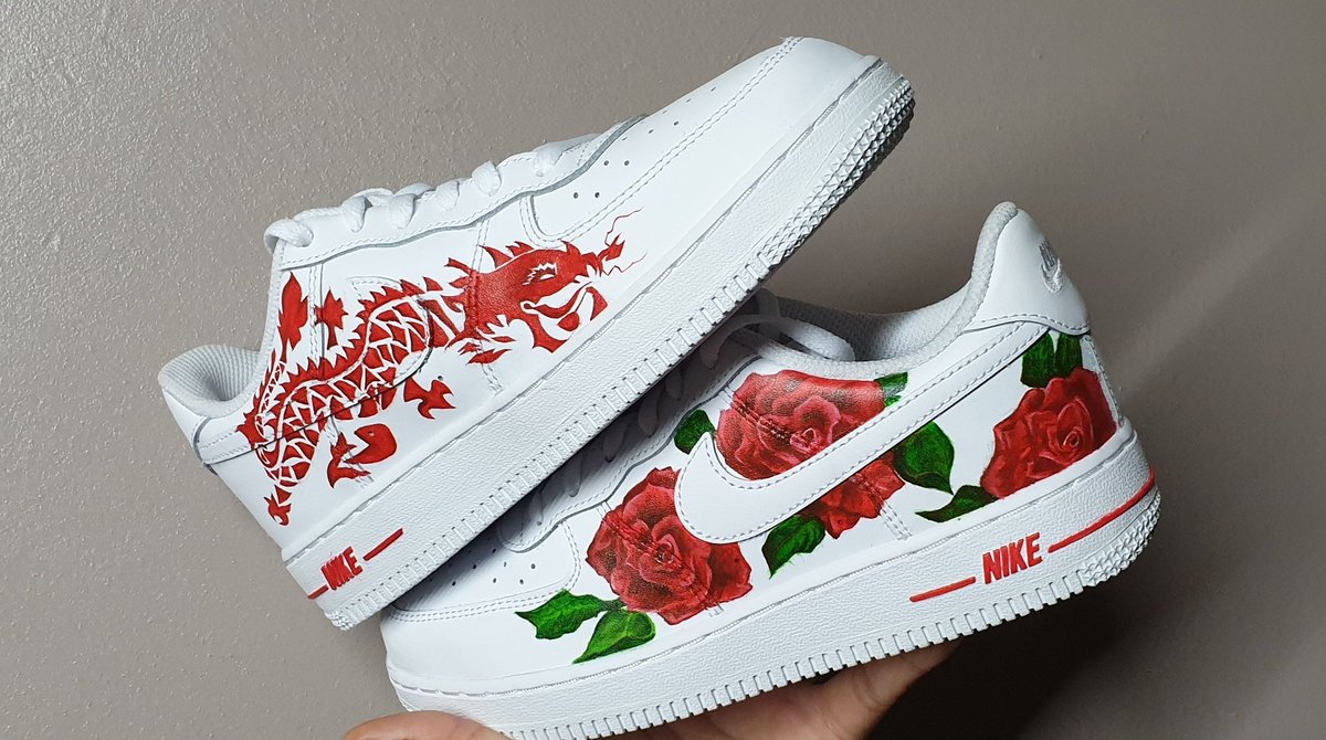 samiyaarif_'s tweet photo. small-business during quarantine check: custom nikes that I never thought would pick up the way they did 🥺 i'm so grateful to everyone who shares and orders 💓 https://t.co/cmj0XfRcyQ