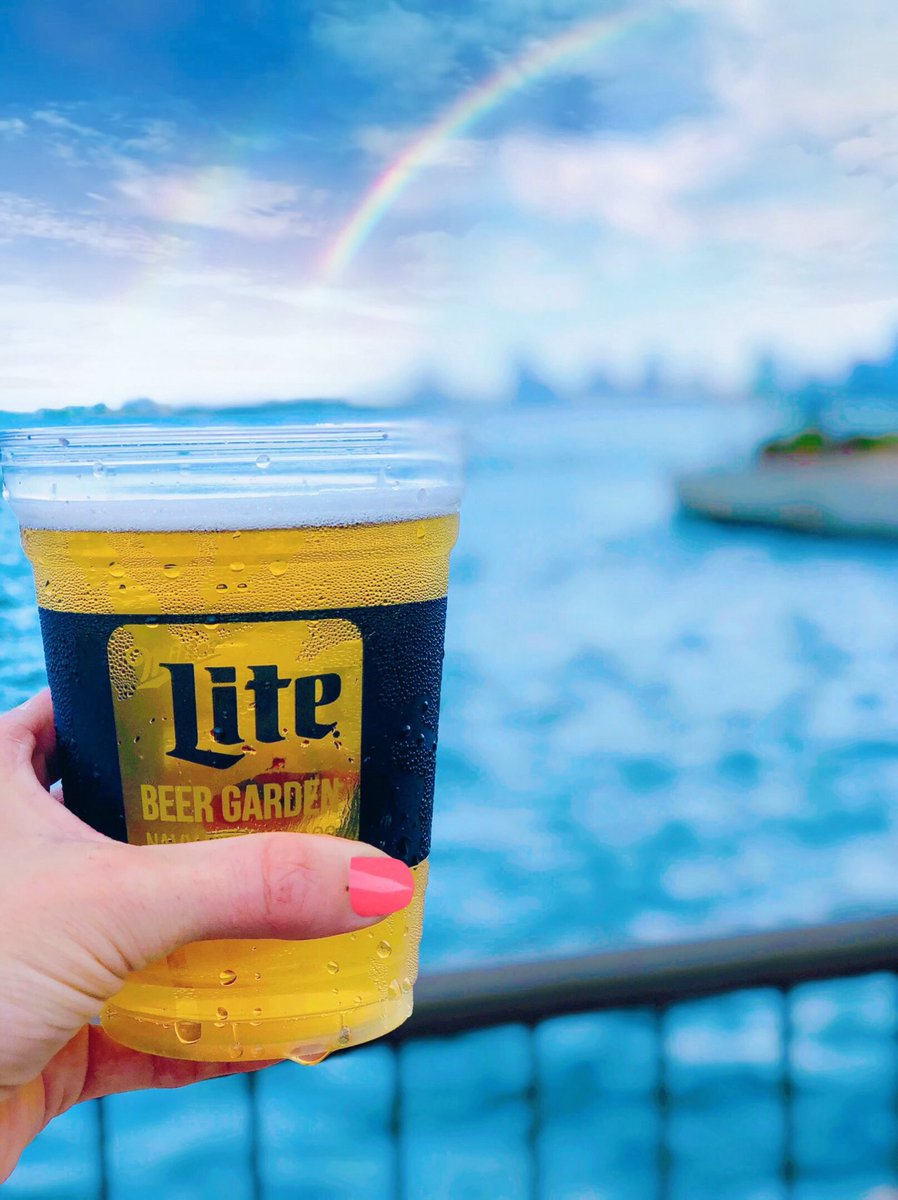 It might not be a pot of gold, but this view + a cold beer is the next best thing. Happy Hour starts at 4 🙌