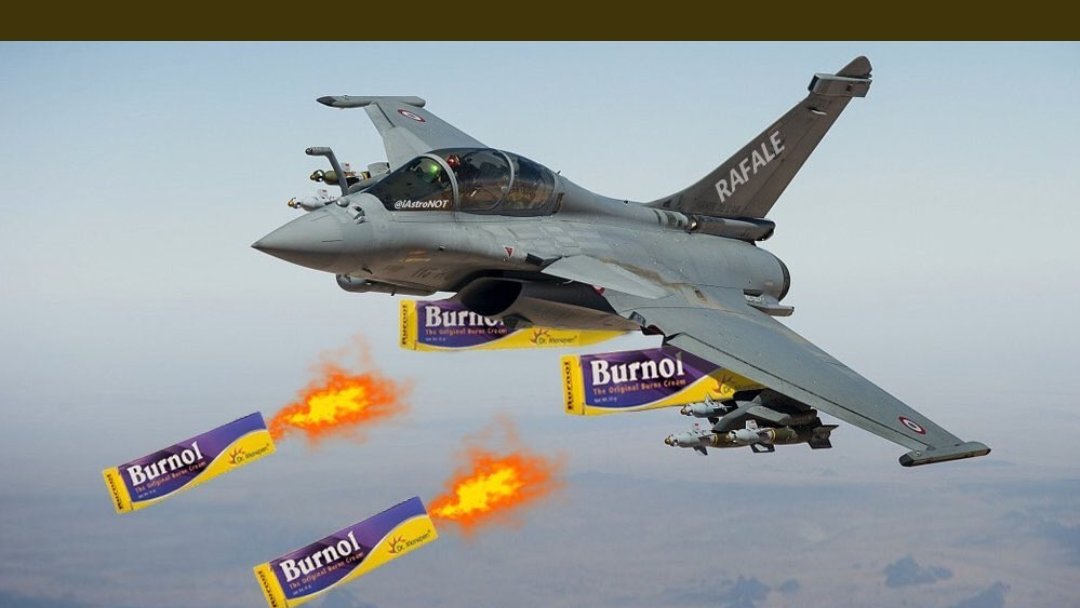 Pranaynagpure23's tweet image. Congratulations to @flyingbeast320 for winning fight against AirAsia. And #BurnolForAirasia  you deserve this @AirAsia