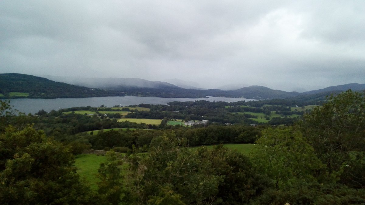 Ivana_Nika's tweet photo. #Orrest Head in #Windermere 238m was 1st lakeland climb for Alfred Wainwright inspiring him to spend the rest of his life climbing fells of the #LakeDistrict https://t.co/EcnRx8OCzC