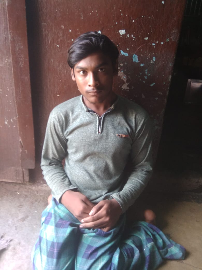 Sattark30009100's tweet photo. @DanduNeethu
Respected madam i'm writing this because i want you to arrange a wheel chair for this poor boy he was born a handicapped he can't afford a wheel chair and also he is applying online many time but no one is response so please help this boy and  i hope you will do this https://t.co/OwQl00P9KS