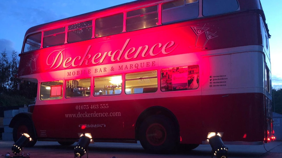 Commbus tweet media