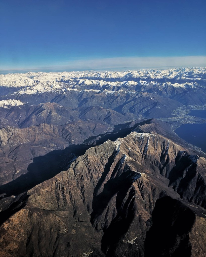 beardntravel's tweet photo. Just some mountains getting old!
.
.
.
#alps #teampixel #pixel3xl #ryanair #italy #italianalps #mountain #snowcladmountain #mountains #beardntravel #rivers #landscape #italia #milano #italytrip #roaptrip #travelphotography #italy_vacations #traveller #overthealps #swissalps … https://t.co/zBx9ExNW2K