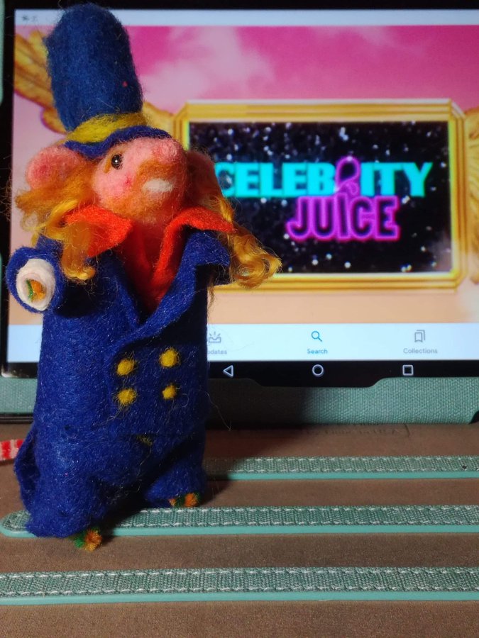 themakerss's tweet image. My competition entry 
@themakerss #makerssmice  a needle felted mouse. #tffocc. You look like you caught a bit of sun making #yorkshireWP with @chris_kammy looking forward to that later in year @itv2  @LeighFrancis made just for you.