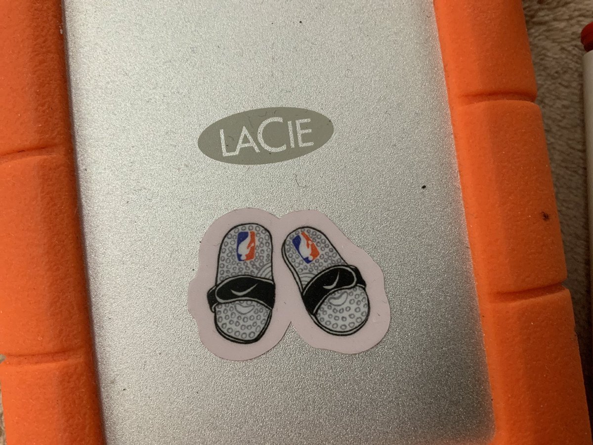 xahaas's tweet photo. @simplysylvio @marnie_ellen Shoes lacie https://t.co/pliWb78gCj