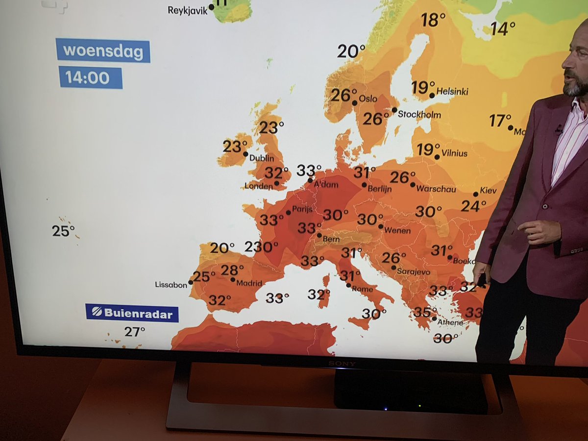 JasperGuitar's tweet photo. Je zal maar in zuid-west Frankrijk zitten..... 🥵🥵🥵🥵 @RTLnieuws @RTL4 @KNMI https://t.co/tOhoBzvKvr
