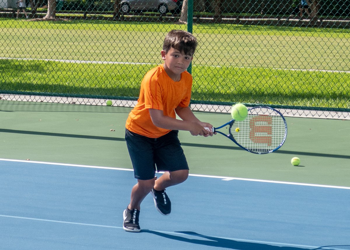 TruthNTennis's tweet photo. Still battling it out on the courts during the last few days of summer camp.  @USTAFlorida  @usta  @laurabowen77  #summertenniscamp2020 @tennisflorida  @tennis @WilsonTennis https://t.co/xQ8Os99EkR