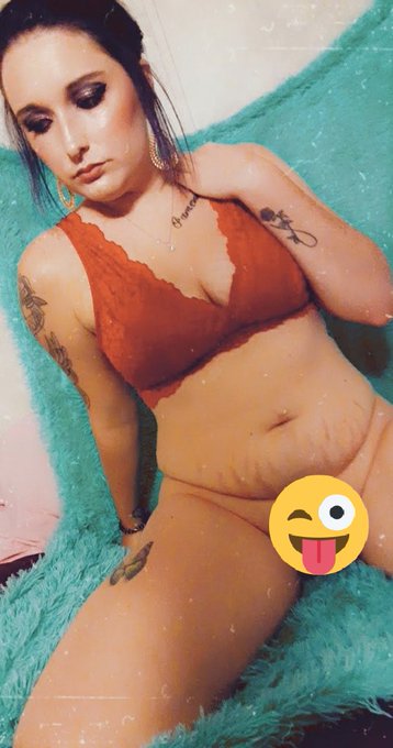 Selling contents and nudes plus videos DM me 😊 #sellingcontent #Content #nude #Camgirlonline #cashapp<a href="/tag/nude"class="tags"><span>#nude</span></a><a href="/tag/pussy"class="tags"><span>#pussy</span></a><a href="/tag/pornhub"class="tags"><span>#pornhub</span></a><a href="/tag/content"class="tags"><span>#content</span></a><a href="/tag/camsoda"class="tags"><span>#camsoda</span></a><a href="/tag/camgirlonline"class="tags"><span>#camgirlonline</span></a>