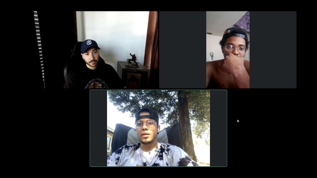 DaDoofSquad's tweet photo. We switching it up you damn doofuses we showing our ugly ass faces! #DaDoofSquad #Doofuses #Podcast https://t.co/HMuuUgcQPa