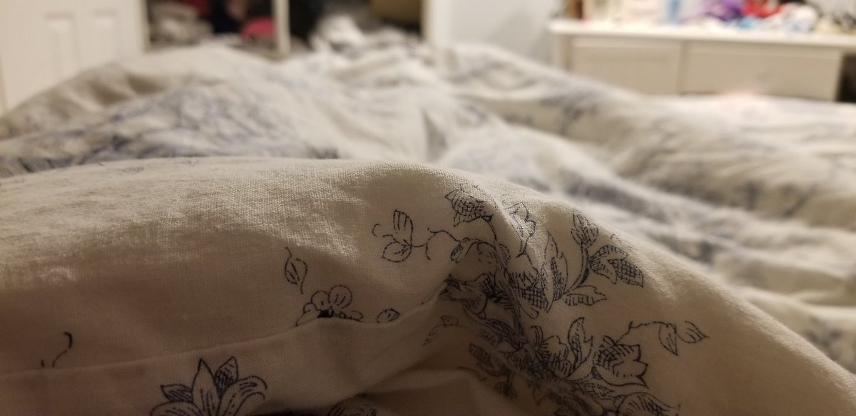 Purrfectly_Rare's tweet image. This has been my view 4 last 24h. I've been unable 2 get out of bed @ all
Calls made 2 Drs but this=the reality of living w a #RareDisease w no @FDA approved treatments
#Patients deserve more than just wishing tomorrow will B better. I deserve the science 2 know how 2 make it so