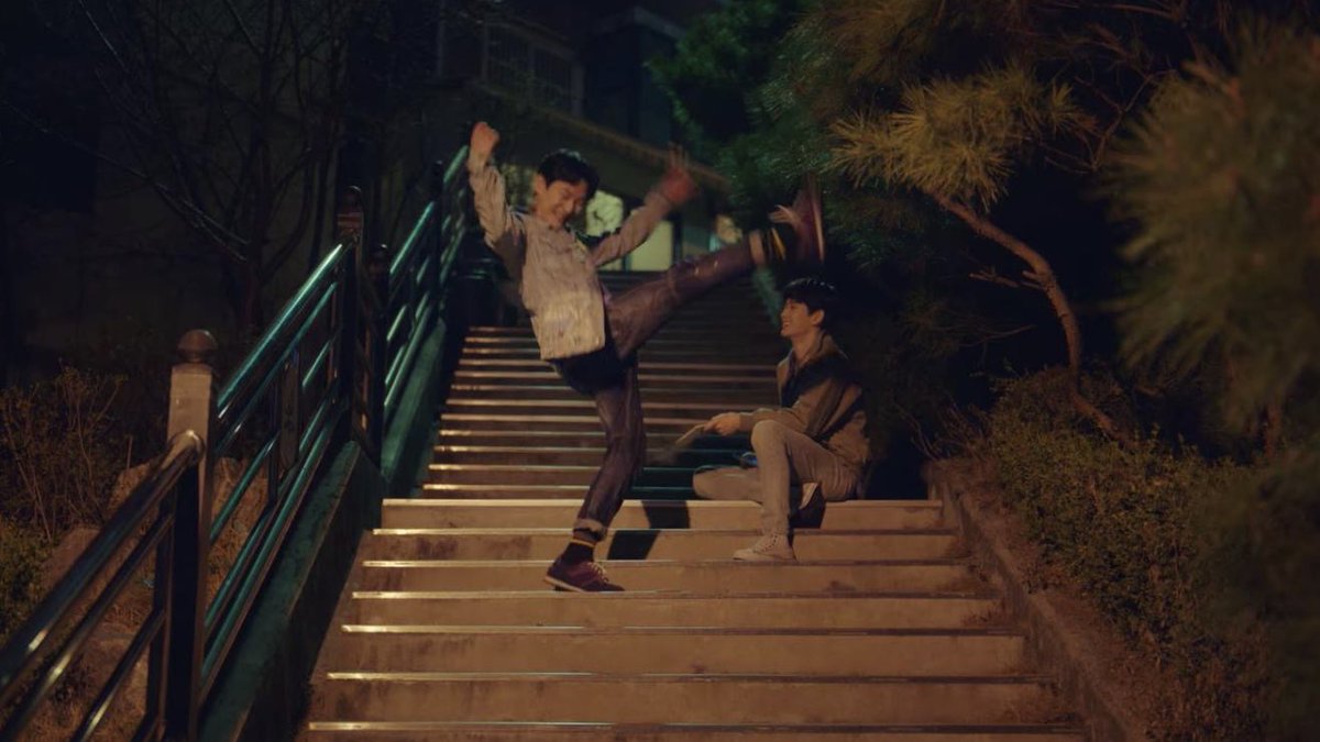 On IOTNBO movie references. I saw only a few at the start but maybe there will be more to spot upon binge rewatch. #ItsOkayToNotBeOkay #Joker  #ItsOkayToNotBeOkayEP1  https://twitter.com/dkdltk/status/1274489485577916419