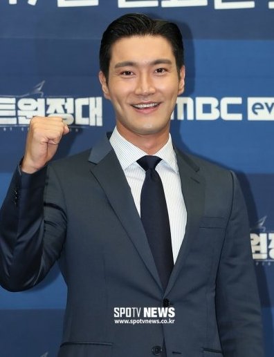 SJae_gi's tweet photo. SIWON CHOI หขโฑสทแตโฟ แถสฐแตโฑ
#์ต์์ #SIWON #CHOSIWON @siwonchoi https://t.co/BKZzXazj7G