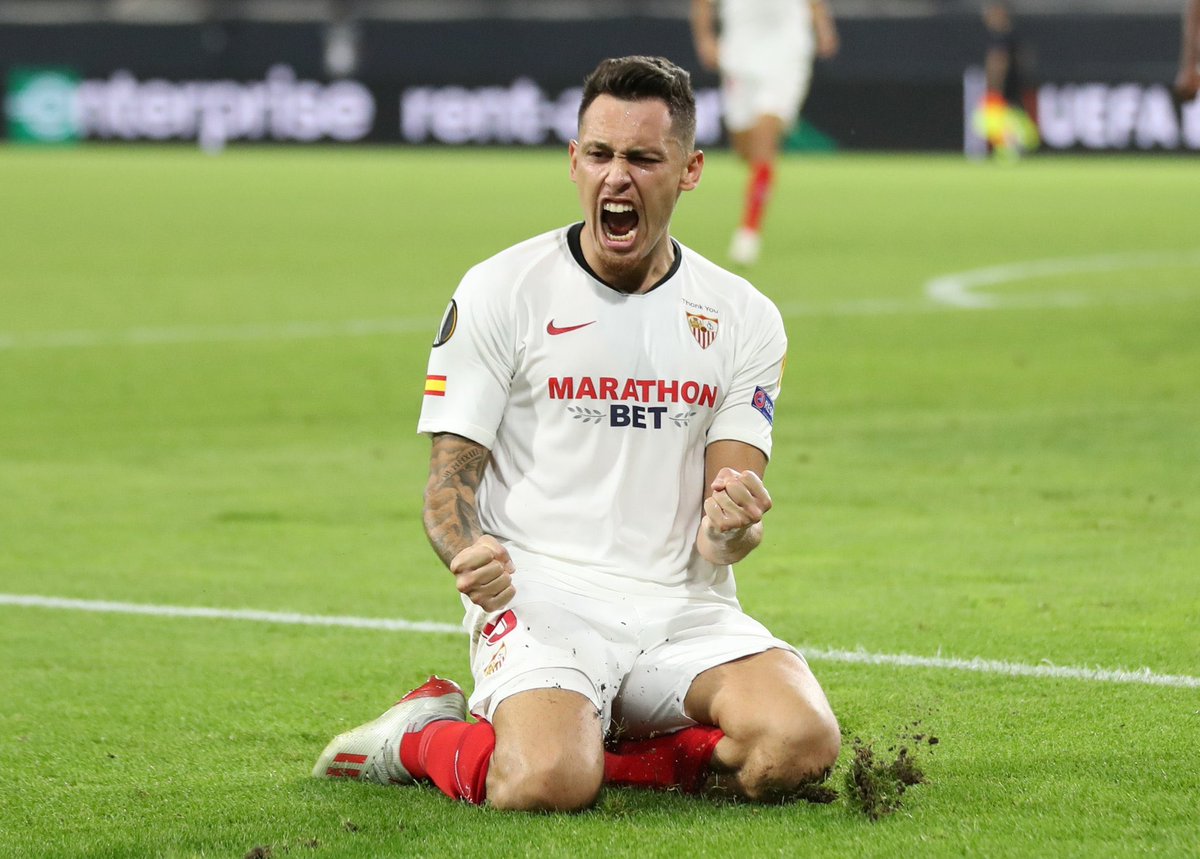 Locampos15's tweet photo. Se vio el trabajo de todo el equipo y pudimos ganar. Estoy muy contento porque pude ayudar al equipo y aportar ese granito de arena. Este equipo tiene mucha hambre y ganas de hacer algo bueno juntos ¡VAMOS mi @SevillaFC! #UEL #WeAreSevilla https://t.co/246zLqelRr
