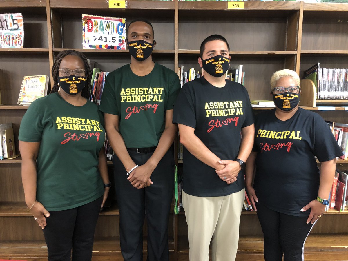 mlonae0421's tweet photo. Learning and Leading Together during our Admin Team Retreat today. We’re going to have a great year!! #TeamDozier #EquitableEducators #IntentionalLeadership #OnFire #ImpactfulLeadership💯🔥🐉💚💛 https://t.co/3PExUR6KPi