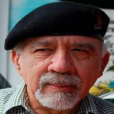 Lamirita's tweet photo. 2/2 #TodosSomosCarlosLanz,Pedimos y exigimos a todas las autoridades e instituciones competentes el pronunciamiento y en qué estado se encuentran las investigaciones sobre la
desaparición de nuestro Carlos......¡Todas las manos a buscar a Carlos! https://t.co/bUG3p7ACwo