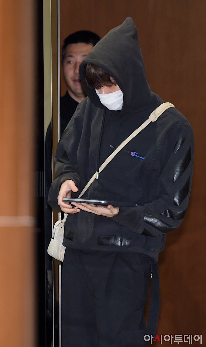 stylebyJHOPE's tweet photo. https://t.co/yTth5t4YKX
