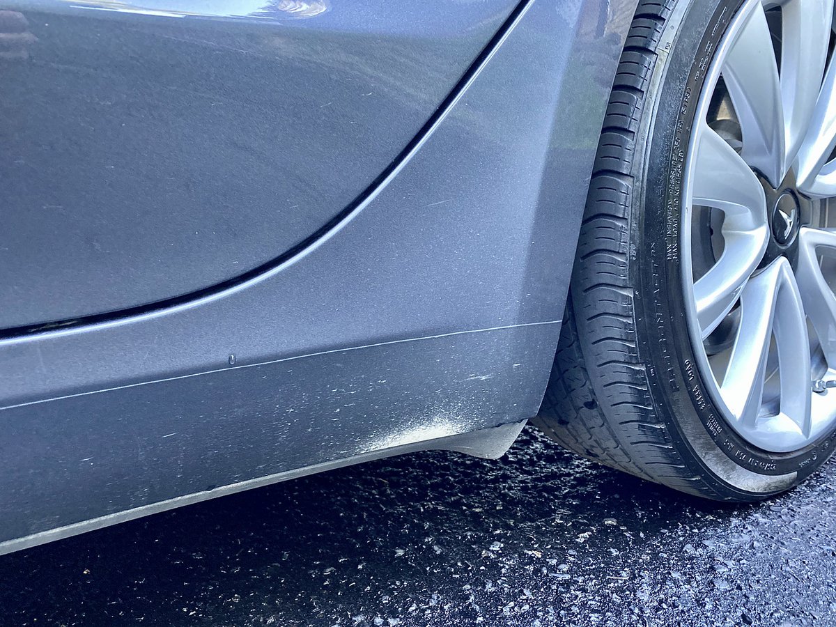 mbolzicco's tweet image. 2 years &amp;amp; 70,000km. Disgraceful paint from @Tesla and of course no support from Tesla Service Centre. Paint is “in spec”. That why @elonmusk upgraded the paint facility and now provides front mud flaps for free. #TeslaPaint #teslapaintissues @TeslaMotorsClub