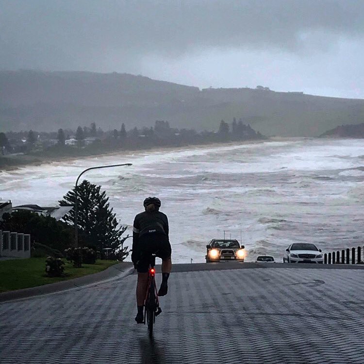 MWCycleClub's tweet image. Some ride in all conditions.