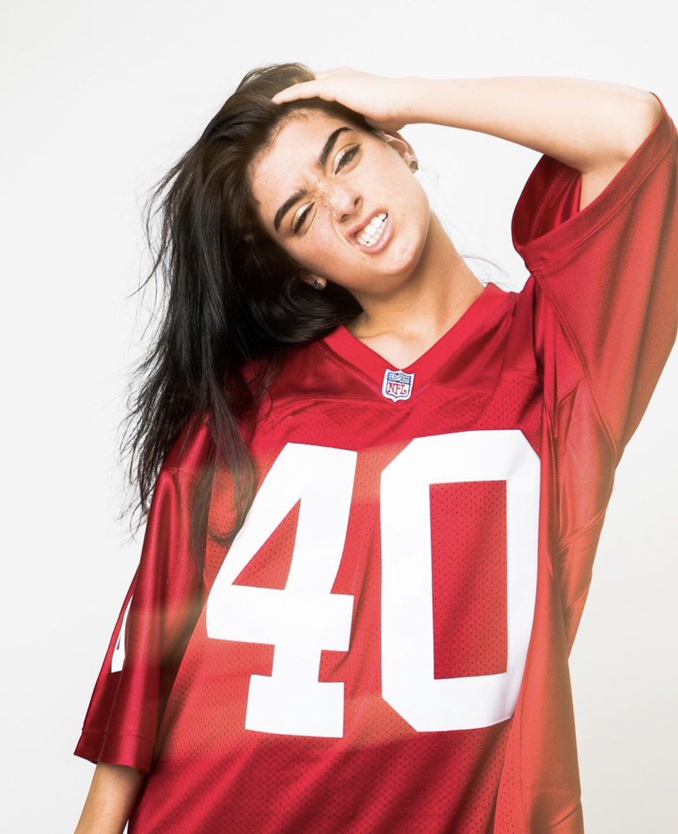 𝗥𝗘𝗗 https://abs.twimg.com/emoji/v2/... draggable=