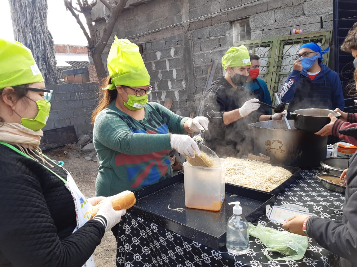 juventud_mb's tweet photo. En el día de hoy queremos saludar a nuestra querida compañera nutricionista Agos que siempre está acompañándonos y brinda su apoyo y conocimientos, para que todos podamos llevar un poco mejor nuestra salud a la hora de comer. Feliz día agos!! https://t.co/aEZkIwkuzP
