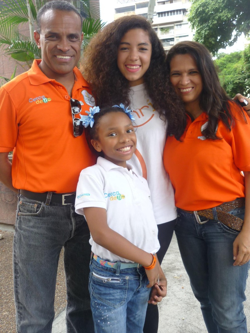 mildrethm68's tweet photo. Todos con el mismo espíritu, dejando un legado. Amar a Dios.
#CercaDeTiVzla
#CercaDeTi2020
#SomosAVCOr https://t.co/7A7dJ19FUJ