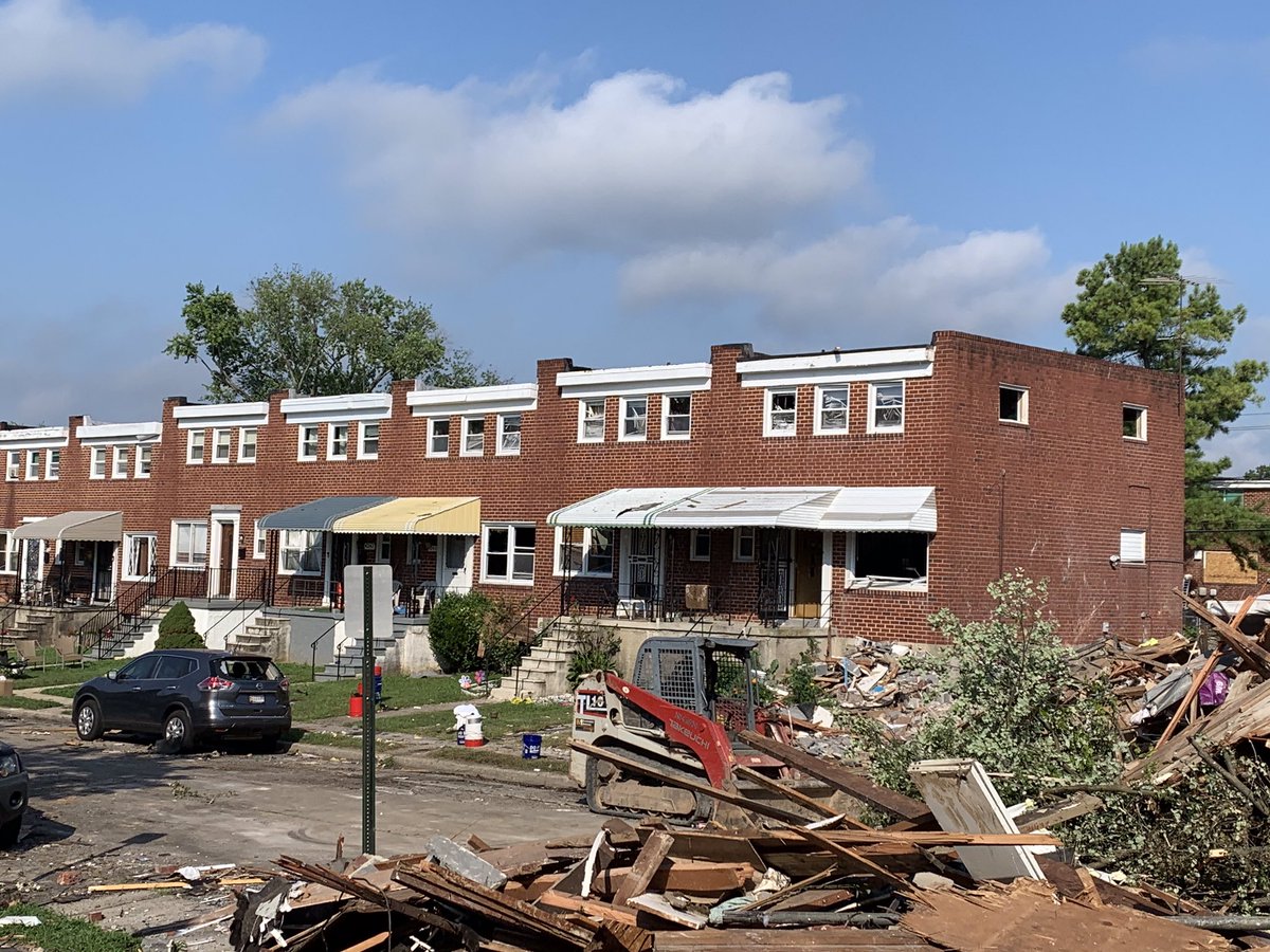 LoneWolfSpirit2's tweet image. #BaltimoreExplosion - #GasExplosion Kills 2, Injures 7; Crews Continue To Clear Rubble. cbsloc.al/2Dz8kVv#.XzMgF…