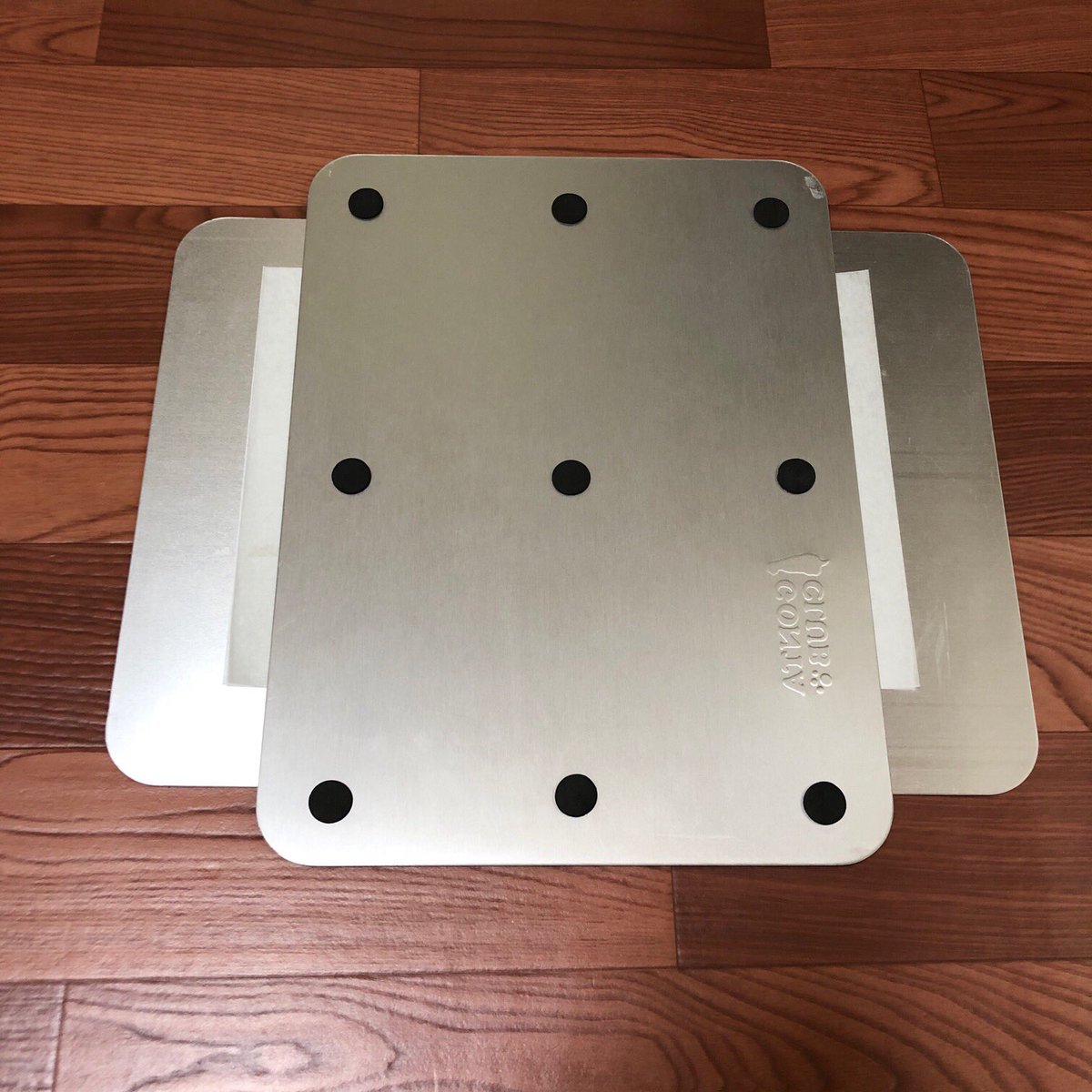 Rabbitake らびったけ 私のおビーズアイロンがけ術 アイロンビーズ 左右反転で並べる アイロン はパナソニックni A66 Kで 温度はc ペット 用冷んやりアルミプレートをアイロン台 重し 冷却 に使用 反りの直しは両面をあっためた