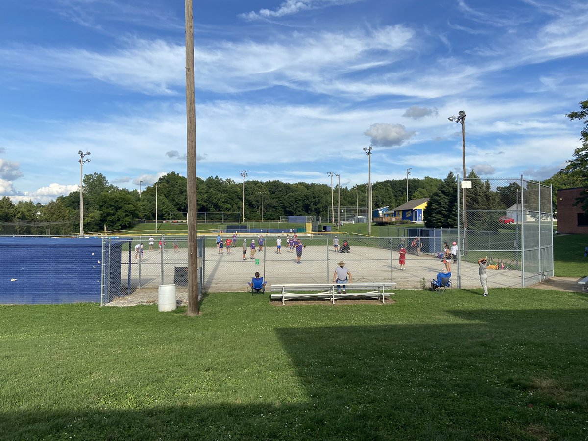 willsondgerath's tweet photo. Beautiful night for #TippyStars baseball. Thanks to the @RaiderBT for playing with us! @RaiderUpdates https://t.co/BrkJ39rgly