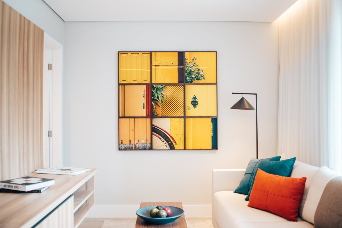 KosaaDesign's tweet photo. Use of vibrant colors adds energy and youthfulness to a space. https://t.co/pKLxZv3SjI #interiordecorating #interiordesignercanada #homedecor #vancouverdesigner #torontodesigners #calgarydesign #interiorinspo #dreamhome https://t.co/bhBrNteIQB