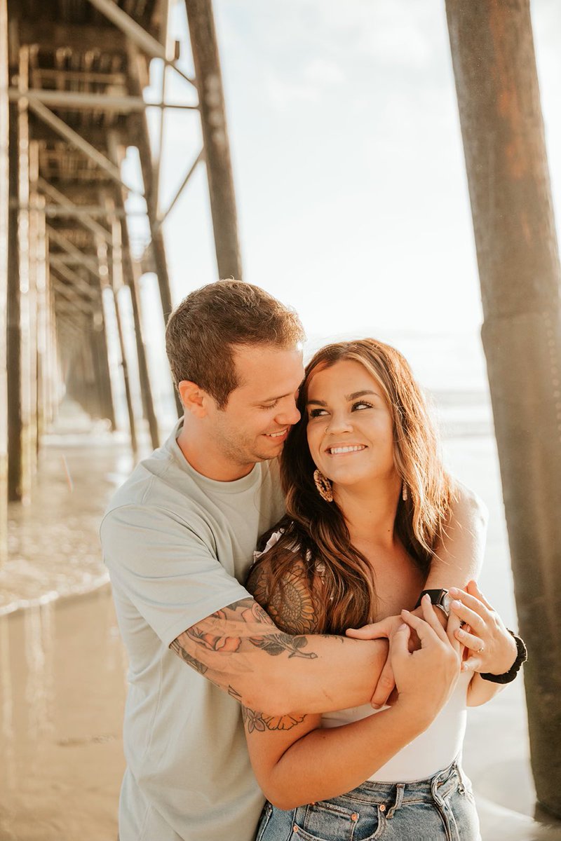 hayleysmith_77's tweet photo. Life with you is Golden 💛 https://t.co/IIAvf7TCKD