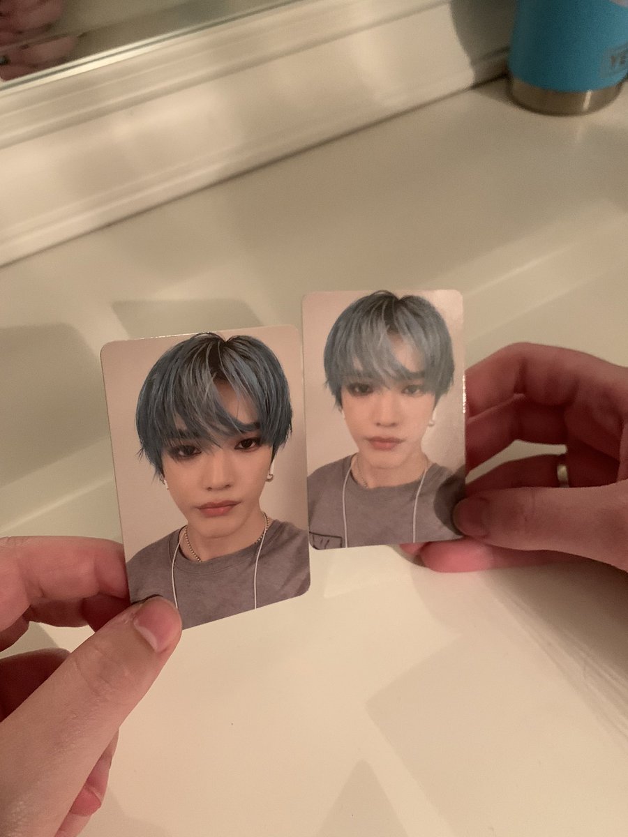 Yesterday my best friend and I got matching taeyong photo cards