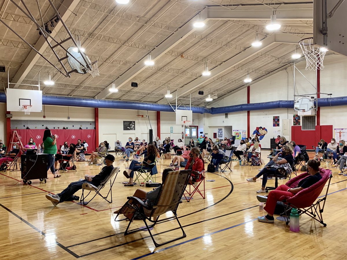 GFESWildcats's tweet photo. Welcome back! GFES teachers are back to our “new normal” and getting excited about kids!
@CarolynGump https://t.co/JWMc2n7efU