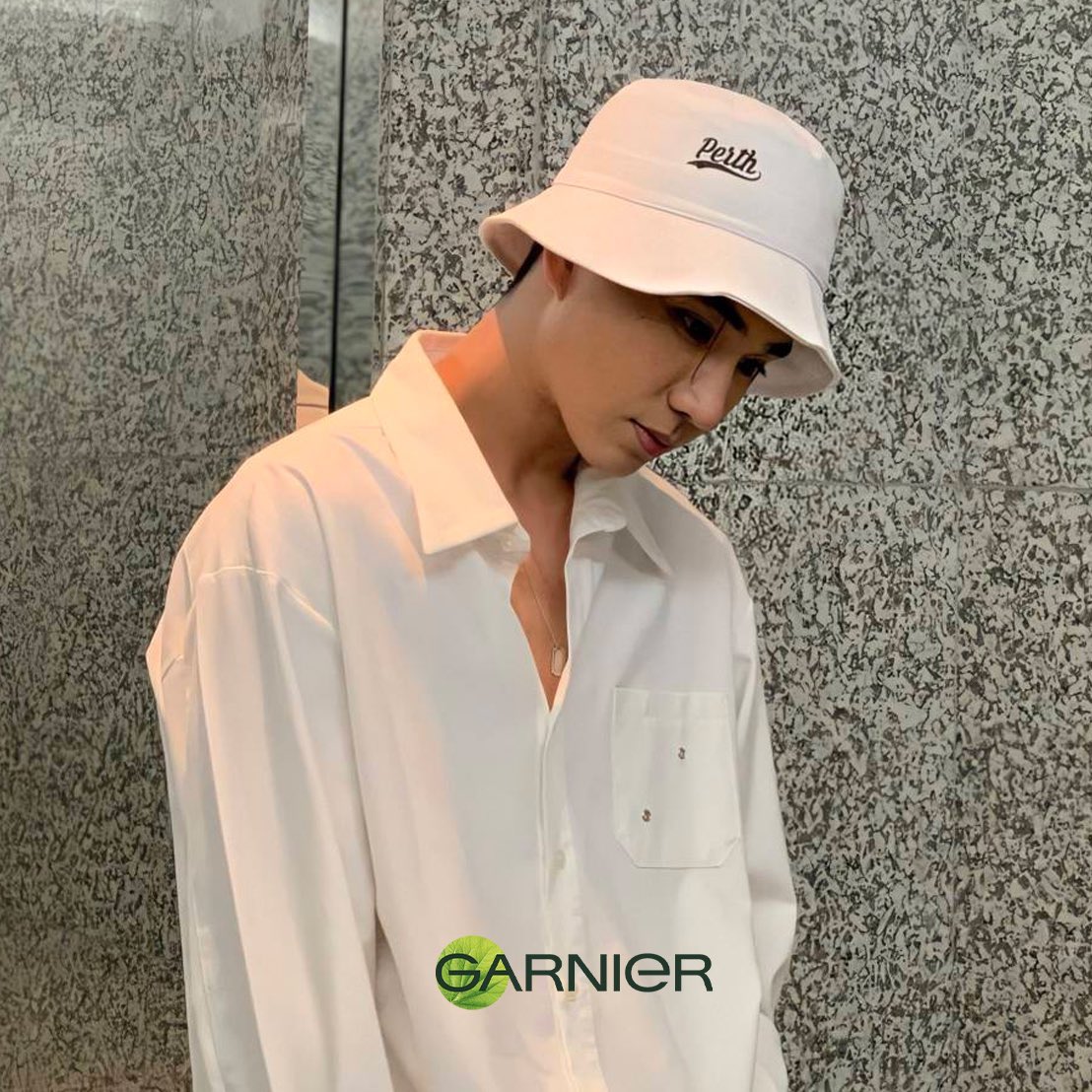 SanHayme's tweet photo. Go buy Garnier quickly .. 
Today is the last chance to get this beautiful bucket hat with his signature ☺️🖤
But u have to try Top Spender 555 

#การ์นิเย่xเพิร์ธ https://t.co/1clXCX9kps