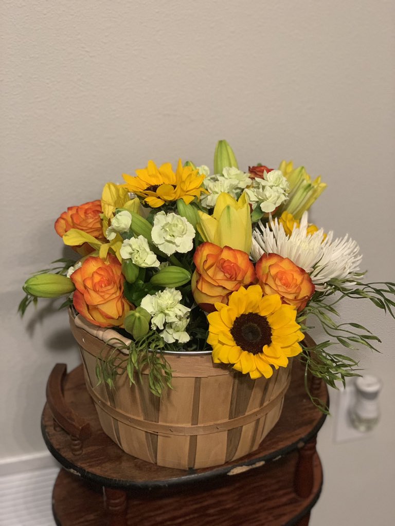 cgoldsmith98's tweet photo. I’d like to formally announce my presence in the florist world. Check out my first two arrangements as the owner and operator of Lilac Shade!💜 https://t.co/cwMXzw0YsM