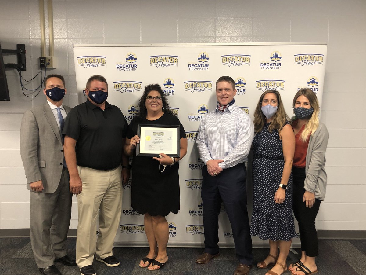 Congrats once again to Mrs. Burr for being named our Support Staff Member of the Year!  ⁦<a href="/MSDDecatur/">MSD Decatur</a>⁩ #DecaturProud