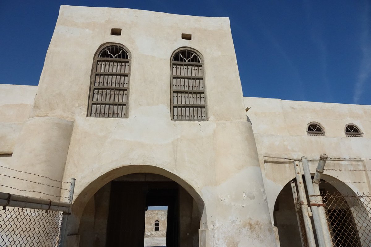 AutourduM's tweet photo. #Uqair is a former fort, located in the #EasternProvince of #SaudiArabia. It was the first seaport in the #PersianGulf. It has been linked by some to the ancient city of #Gerrha mentioned in #Greek and #Roman sources.

https://t.co/58iVnGVeBs

@cpa_cfc @Touri_SA @AboutHerOFCL https://t.co/Rnr1wEsmjb