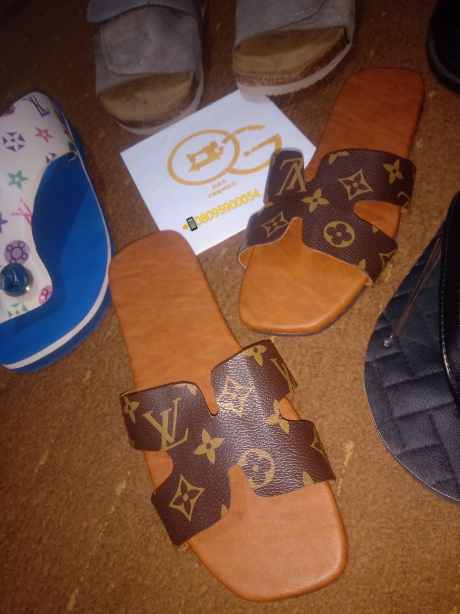 Eirikr_Karie's tweet photo. Still your Fav. Shoemaker 🥾👡
Frame 1: 6k(blue LV)
Frame 2: 3k(brown LV)
.
Retweet 🙏... You fit like am for your neighbor leg.
#SmoothPhotoChallenge https://t.co/4PhPsRiYI8