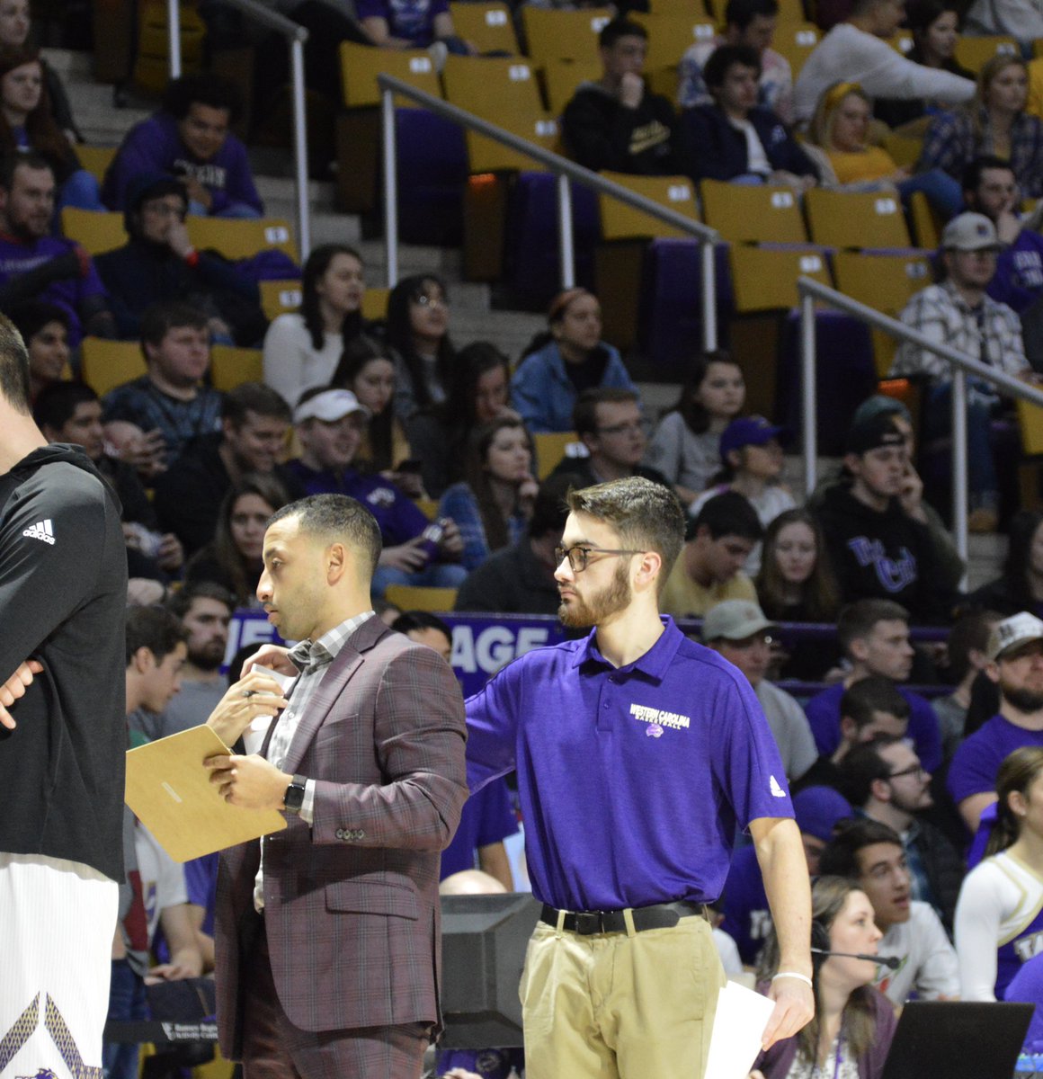 wcumbb's tweet photo. We challenge @FSUHoopsMGRS @XavierManagers @ECU_MBB_MGR to help spread the word #WeWantToManage #WearAMask https://t.co/ncoP1YBiHr